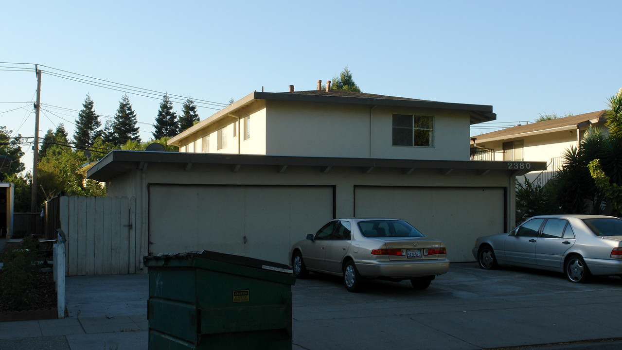 2380 Mammoth Dr in San Jose, CA - Building Photo