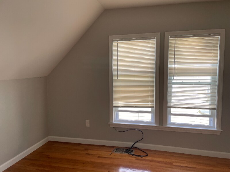 18 Bradbury St in Boston, MA - Building Photo