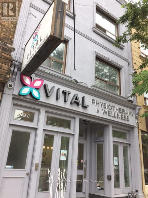 property at 734 St Clair Ave W