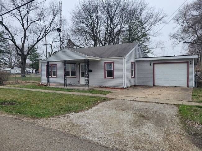 property at 1105 N Albany St
