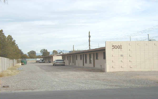 5001-5007 S Liberty Ave in Tucson, AZ - Building Photo - Building Photo