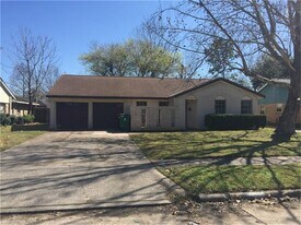 11610 Sagehollow Ln in Houston, TX - Building Photo