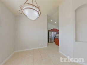 4090 W Price Blvd, Unit C307 in North Port, FL - Building Photo - Building Photo