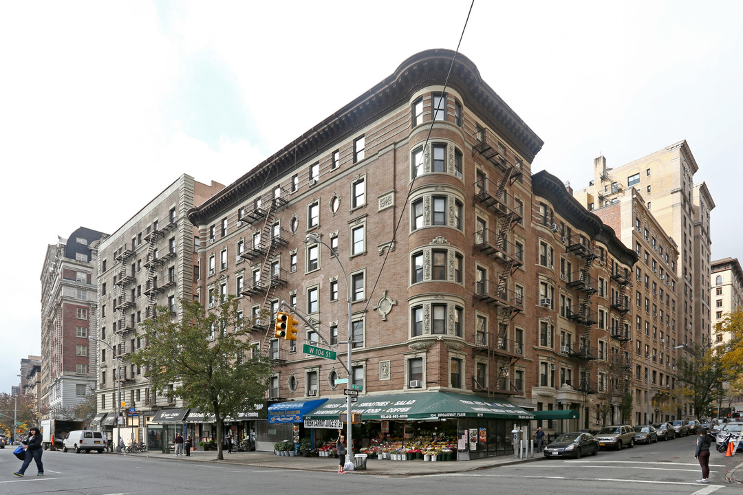 2709-2717 Broadway in New York, NY - Foto de edificio