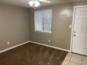 2387 Sandpiper St in Tallahassee, FL - Building Photo - Building Photo