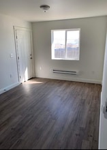 802 W 6th St in Warden, WA - Building Photo - Building Photo