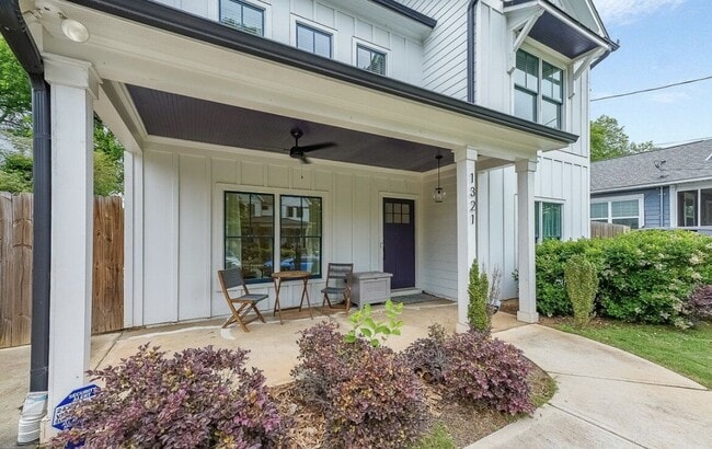 1321 Plaza Ave SW in Atlanta, GA - Building Photo - Building Photo