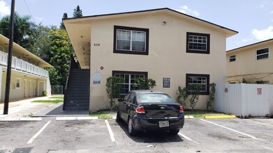 624 SW 16th Ave in Fort Lauderdale, FL - Foto de edificio - Primary Photo