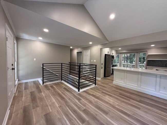 property at 2928 Clydebank Cir