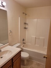 25 Peartree Ln in Glen Carbon, IL - Building Photo - Building Photo