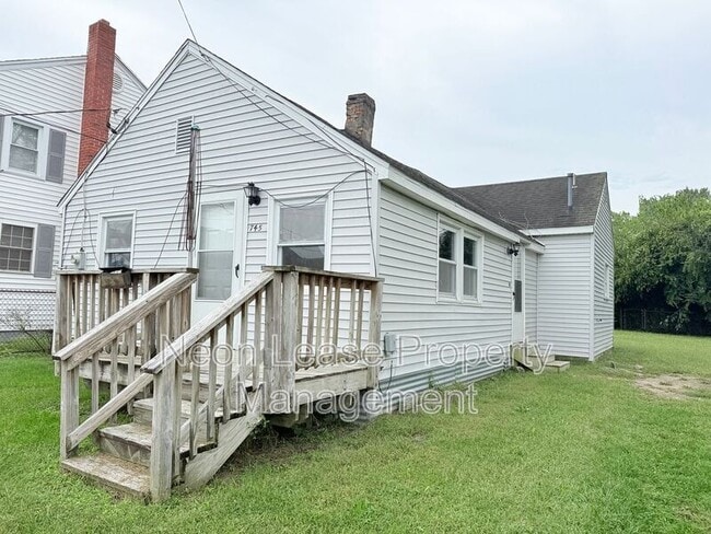 745 Clarence St in Seaford, DE - Building Photo - Building Photo