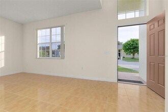 411 Tamarind Parke Ln in Kissimmee, FL - Building Photo - Building Photo