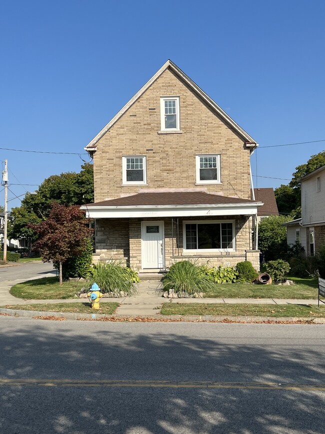 2895 Lewiston Rd in Niagara Falls, NY - Foto de edificio - Building Photo