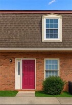 3730 Old Flowery Branch Rd in Oakwood, GA - Building Photo