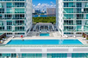 400 Sunny Isles Blvd in Sunny Isles Beach, FL - Foto de edificio - Building Photo