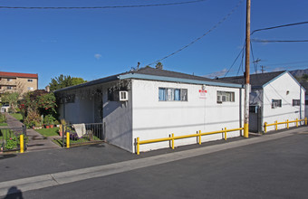 212 W Verdugo Ave in Burbank, CA - Building Photo - Building Photo