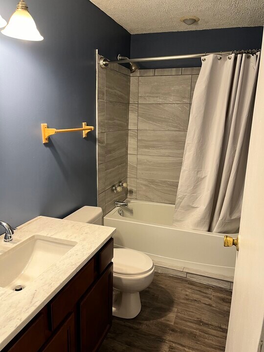52 S 7th Ave, Unit 52 S. 7th #5 Beech Grove in Beech Grove, IN - Building Photo