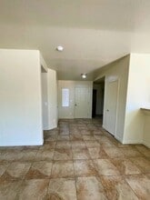 8209 W Fair Falls Ln in Las Vegas, NV - Building Photo - Building Photo