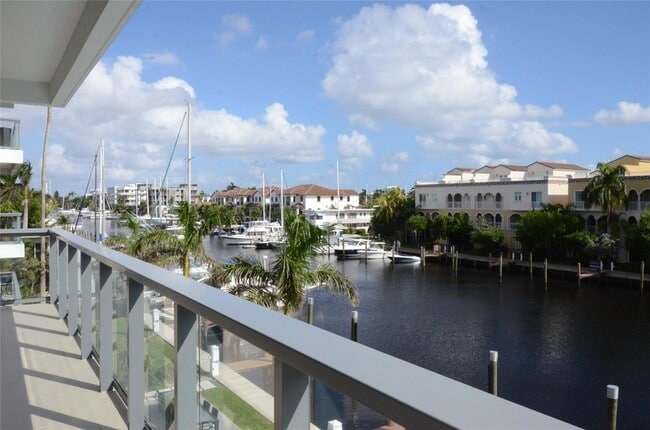 property at 80 Hendricks Isle
