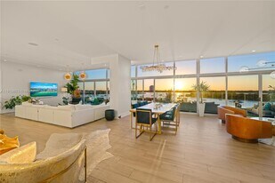 7934 West Dr, Unit 501 in North Bay Village, FL - Building Photo