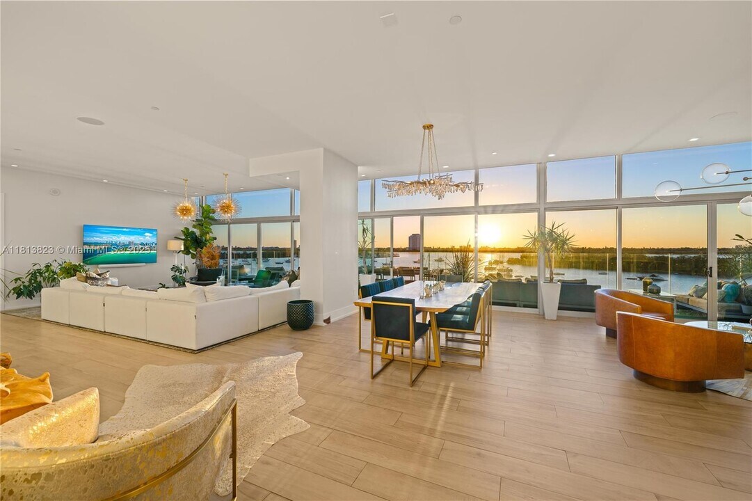 7934 West Dr, Unit 501 in North Bay Village, FL - Building Photo