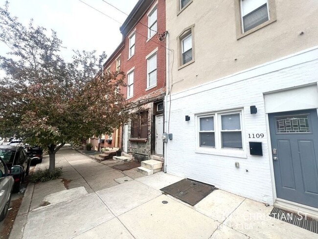 1109 Christian St in Philadelphia, PA - Building Photo - Building Photo