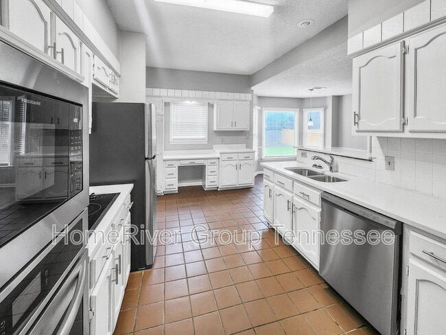 4384 Walden Cove in Memphis, TN - Building Photo - Building Photo