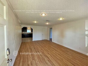 14455 E Juniper Ave in Lockeford, CA - Building Photo - Building Photo