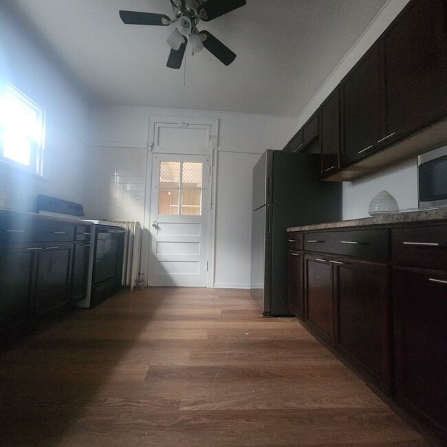 7423 S Euclid Ave in Chicago, IL - Building Photo - Building Photo