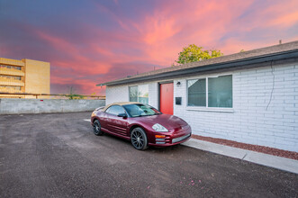 5027 N 16th Ave in Phoenix, AZ - Building Photo - Building Photo