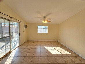 2010 W Lumber St in Lancaster, CA - Building Photo - Building Photo