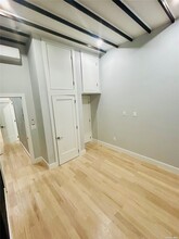 478 Woodward Ave-Unit -3L in Queens, NY - Building Photo - Building Photo