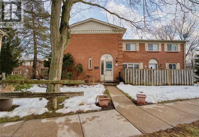 property at 400 Homestead Ct