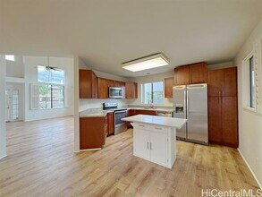 95-1047-1047 Hookowa St in Mililani, HI - Building Photo - Building Photo