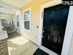 209 Favorite Dr in West Columbia, SC - Building Photo - Building Photo