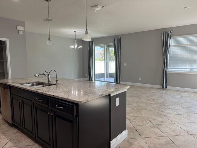 3798 Hanworth Loop in Sanford, FL - Building Photo - Building Photo