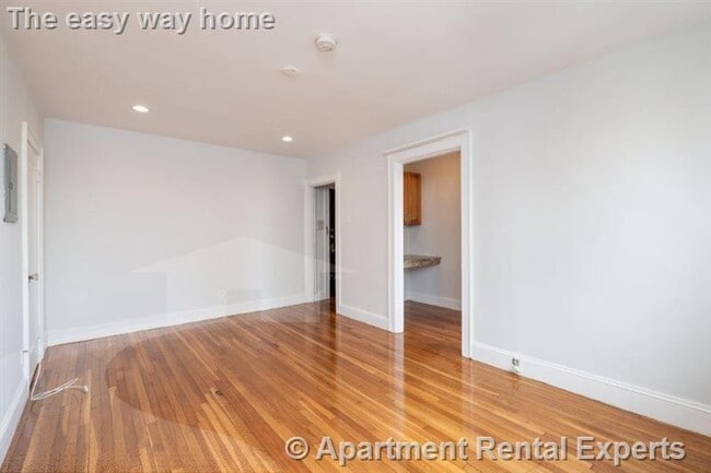 138 Highland Ave in Somerville, MA - Foto de edificio - Building Photo