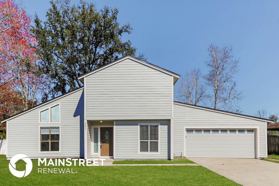 561 Thomas Stone Ct in Orange Park, FL - Building Photo