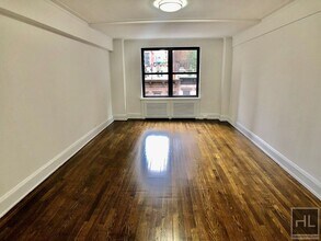 EAST 38 STREET in New York, NY - Building Photo - Building Photo