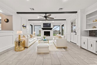 707 Montclair Blvd in Sugar Land, TX - Building Photo - Building Photo