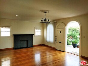4418 Victoria Park Pl in Los Angeles, CA - Building Photo - Building Photo