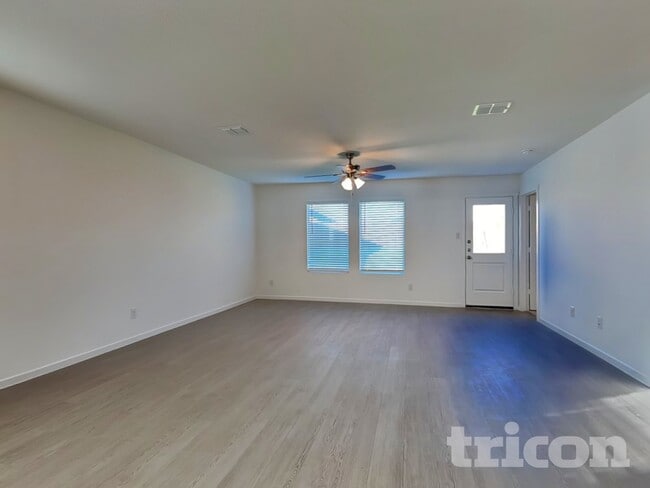 1624 Parlier St in McKinney, TX - Foto de edificio - Building Photo