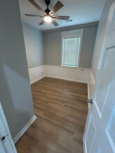 98 Lee Ave in Elkton, VA - Building Photo - Building Photo