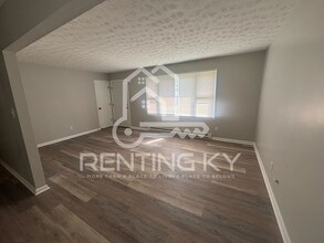 210-212-212 Thacker Dr in Wilmore, KY - Building Photo - Building Photo