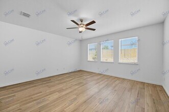 2560 Eden Crk Dr in Fort Worth, TX - Building Photo - Building Photo