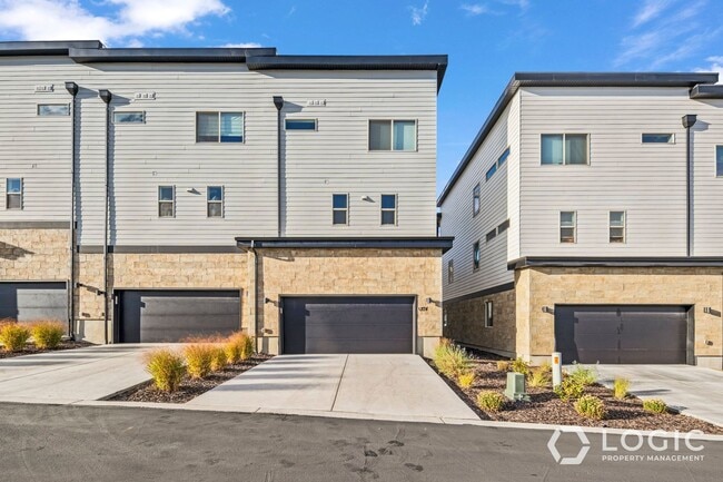 1374 Gambel Oak Wy in Park City, UT - Building Photo - Building Photo