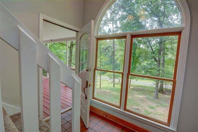 639 Lakeshore Dr NW in Duluth, GA - Building Photo - Building Photo