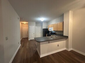 401 20th St S, Unit 212 in Birmingham, AL - Building Photo - Building Photo