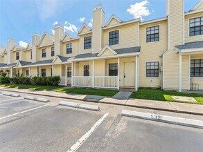 5321 Abinger Ct in Tampa, FL - Building Photo - Building Photo