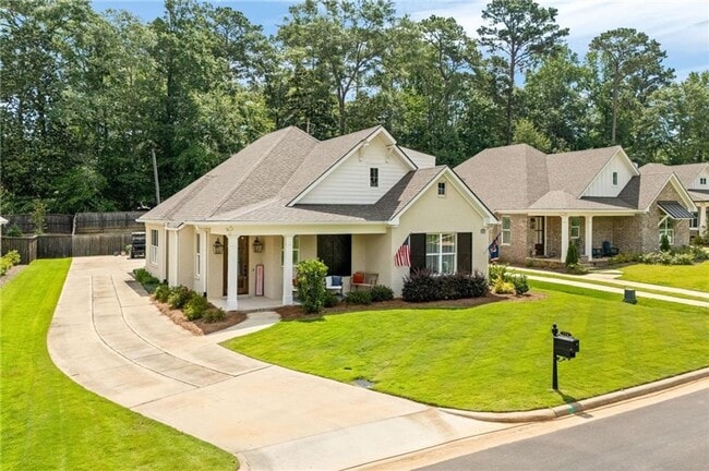 property at 554 Arbor Dr